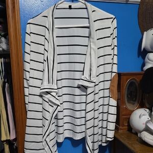 Striped Black and White Women's Shrug